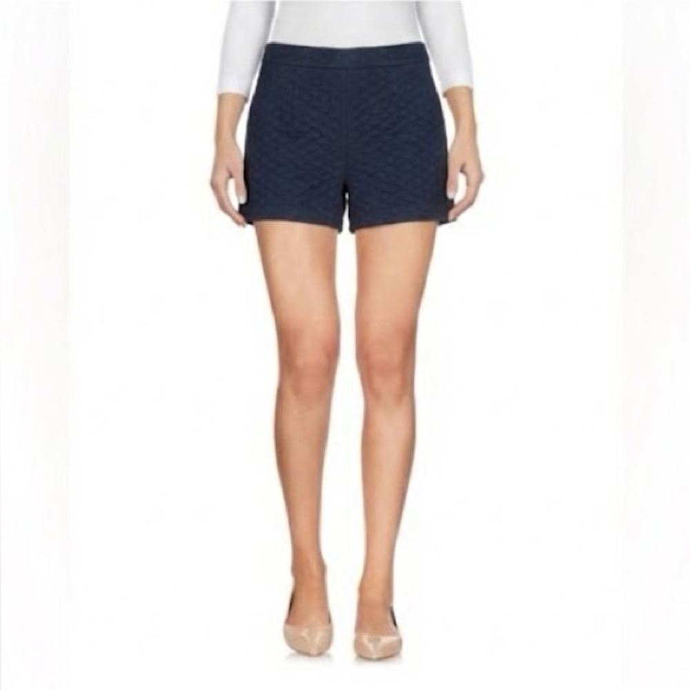 RED Valentino Navy Blue Quilted Textured High Waisted Shorts 31